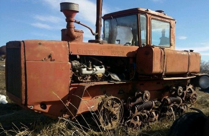 Трактор ДТ 175 Волгарь