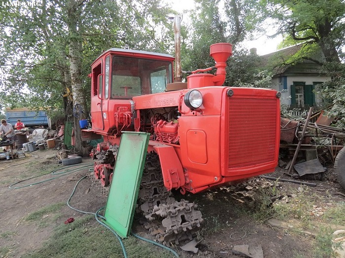 Трактор ДТ 175 Волгарь