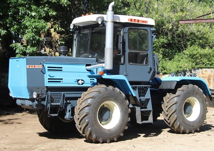 Трактор ХТЗ 150